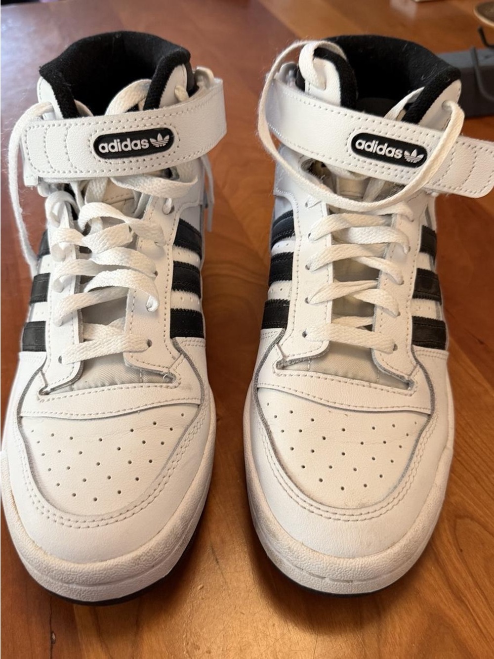 Adidas Originals High Top Sneakers White Black Strap Men’s Size 7.5